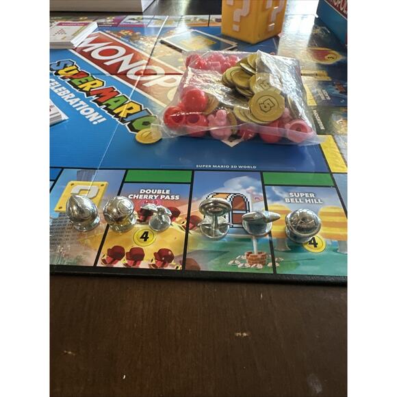 Hasbro Monopoly Super Mario Celebration Edition Board Game New (open box) - Picture 3 of 9